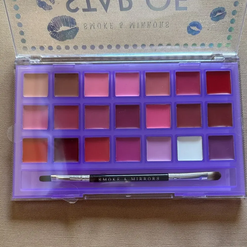 Smoke & Mirrors Lipstick Palette - Vibrant Shades